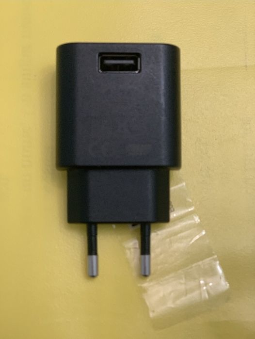 Incarcator,casti si cablu microusb BB