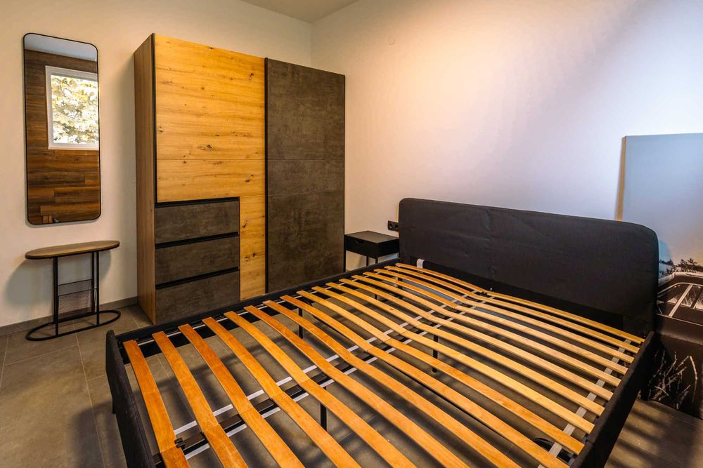 Нов 3-стаен апартамент до метро К.Величков – тих и обзаведен