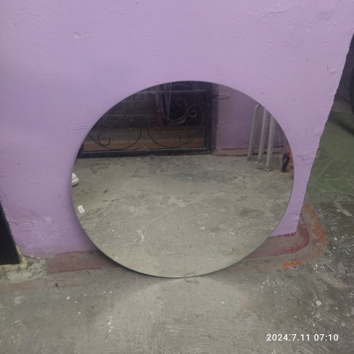 Продаю зеркала новые