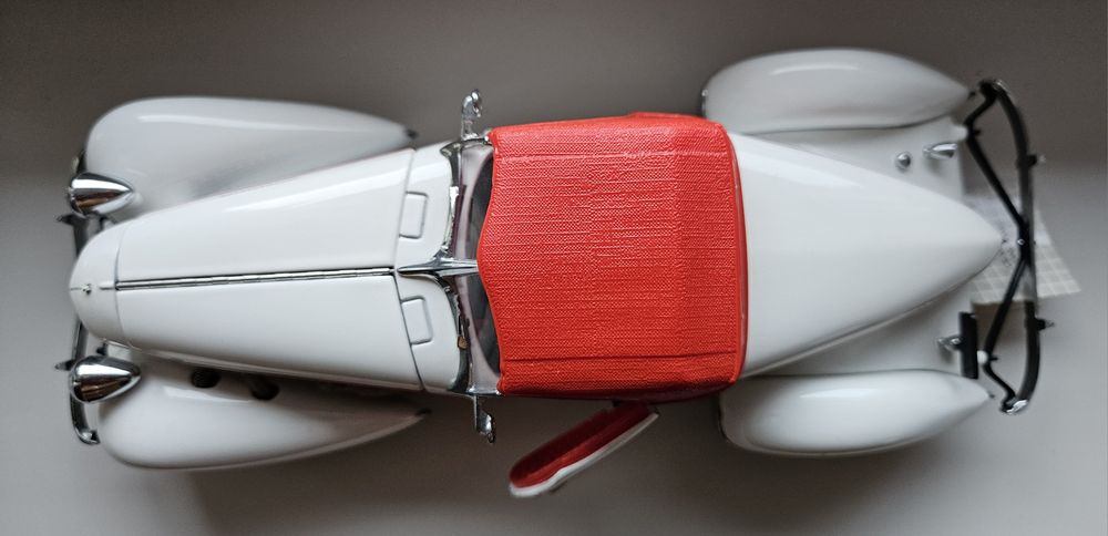 Franklin mint Auburn 851 scara 1/24