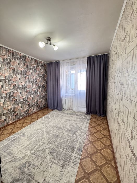 Продам 3х комн кв район Строитель