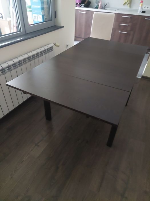 Трапезна маса - разгъваема