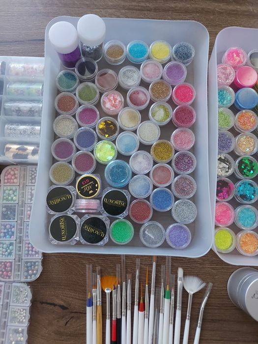 Pentru modele pe unghii