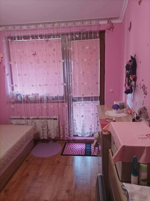 Продавам двустаен апартамент в Банско