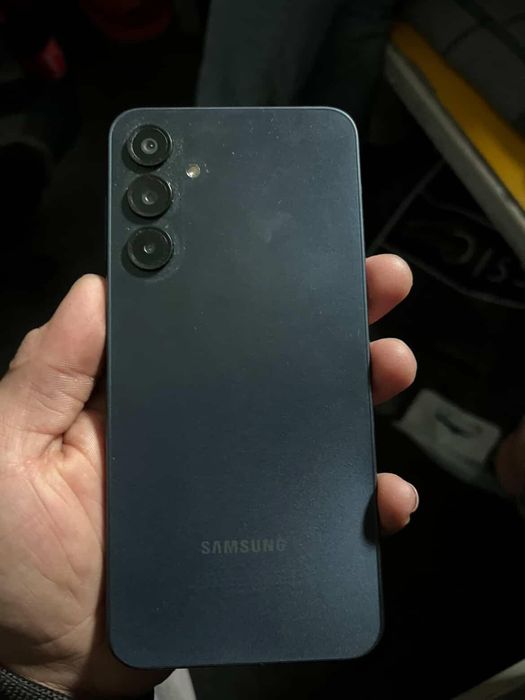 Samsung a16. 8.128 xotra xolat idial