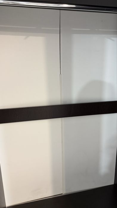 Продам 3дверный шкаф