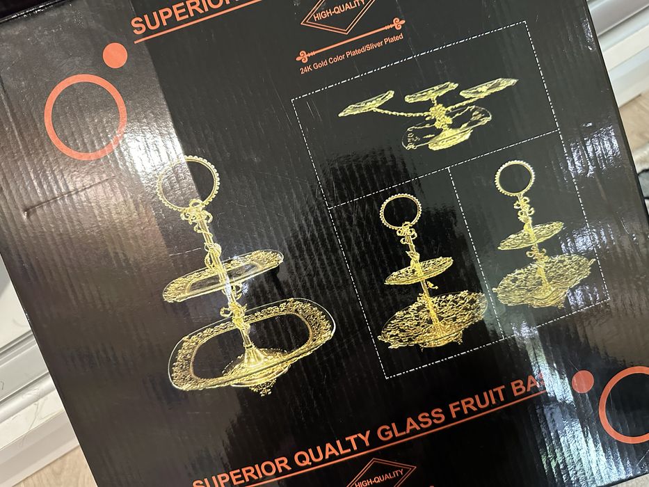 Бокалы этажерки конфетница