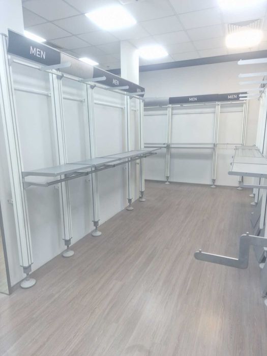 Обзавеждане за  магазин за дрехи