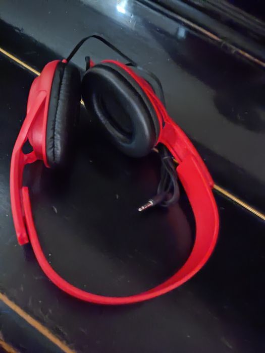 Скидка!Стильные,классные накладные наушники