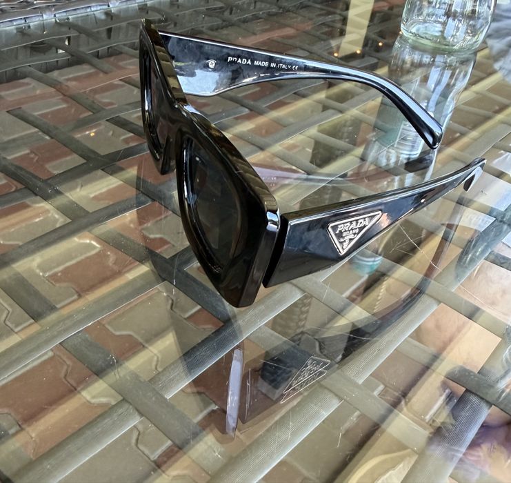 Ochelari de soare unisex PRADA