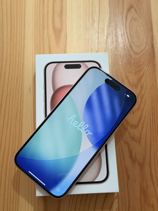Iphone 15 roz, 128 gb