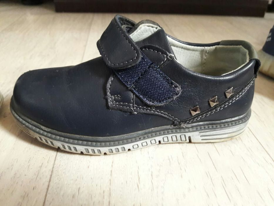 Продам туфли детские