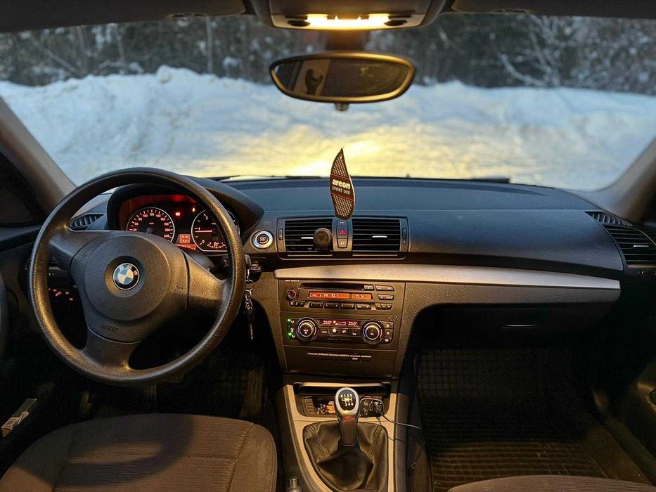 BMW SERIA 1 118d