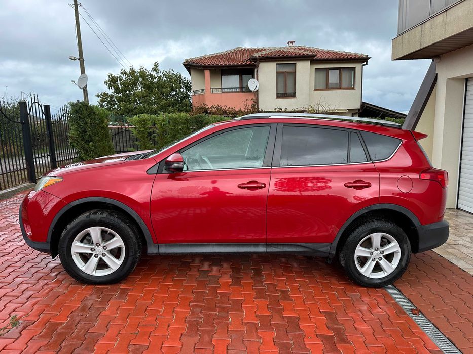 TOYOTA RAV4             .