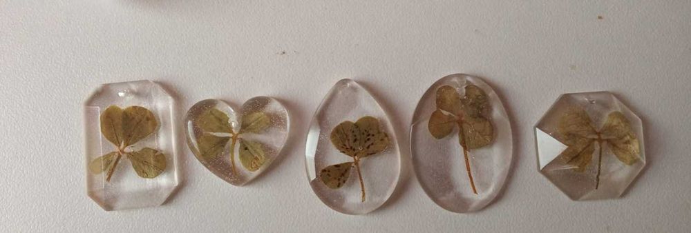 Четирилистни детелини