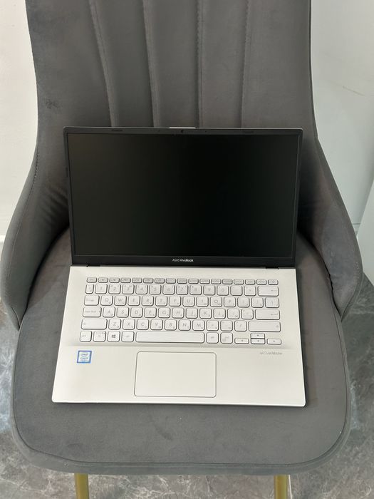 Ноутбук Asus vivobook