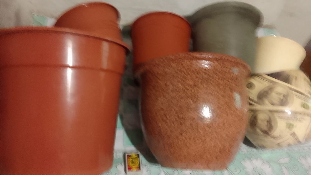 Продаю горшки для цветов