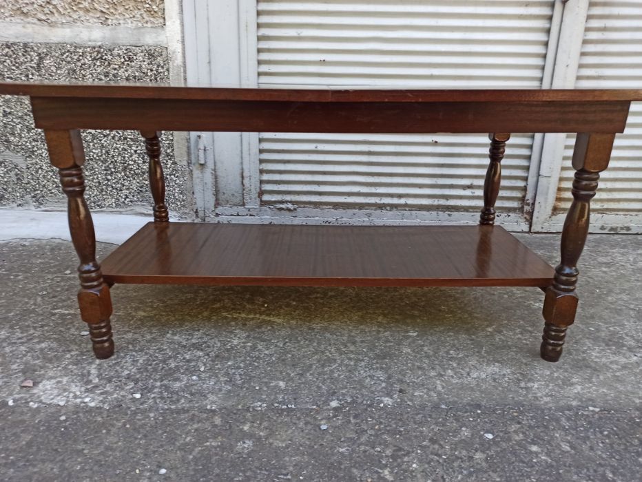 Холна разтегателна маса