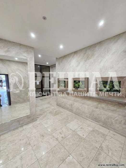 Продава се Тристаен апартамент в Пловдив, Център - 105 кв.м за 2239 €/кв.м - Снимка #15