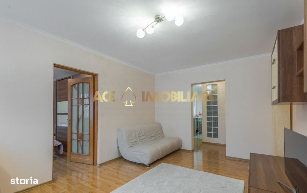 3 Camere de inchiriat | Universitate | Metrou | 74mp