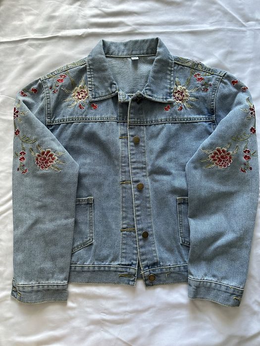 Джинсовка женская с цветами