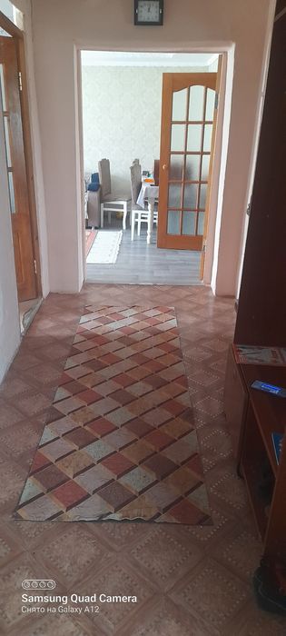 Үй сатылады,васточнида