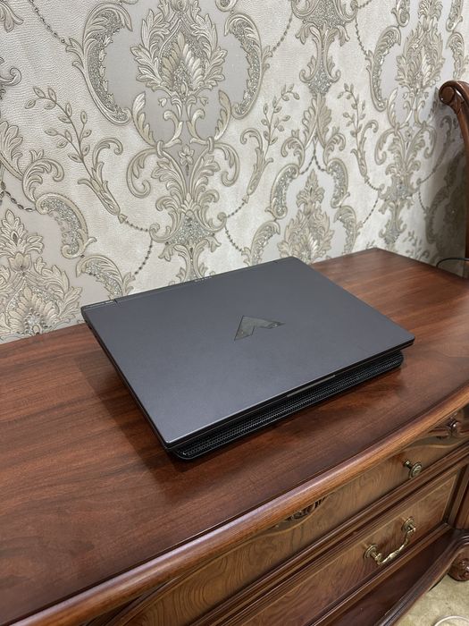Продаю игровой ноутбук HP Victus 15.