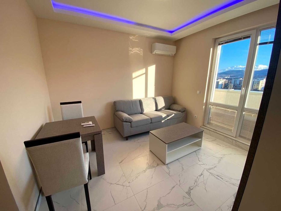 Дава се под наем Двустаен апартамент в София, Студентски град - 70 кв.м за 649 € - Снимка #2