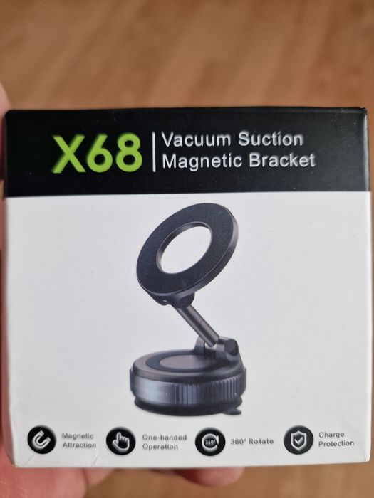 Suport magnetic pentru telefon