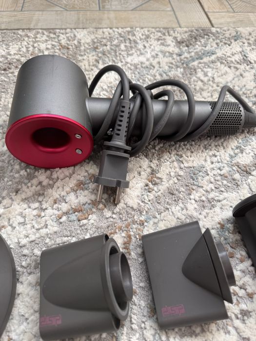 Продам фен. Б/у в отличном состоянии!!!