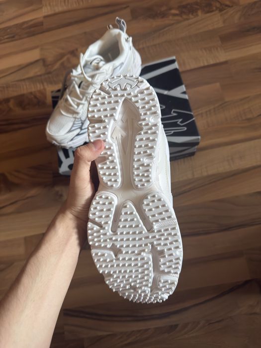 Off white marimea 42