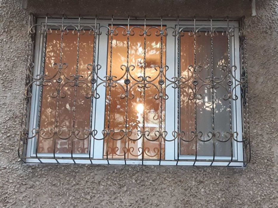 двери, РЕШЕТКИ на окна , НЕДОРОГО козырьки