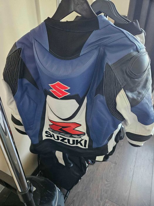 Оригинален Suzuki кожен екип