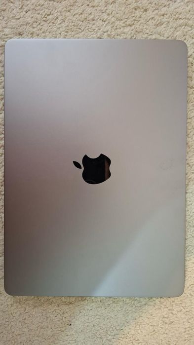 MacBook m2 chip air 8/256
