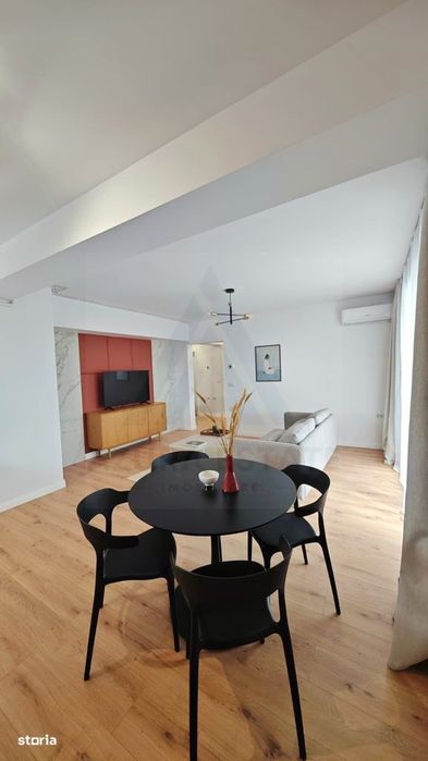 Apartament 3 camere prima inchiriere 2 balcoane parcare zona Selimbar