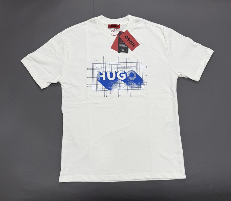Tricou HUGO alb – logo grafic – nou cu etichete