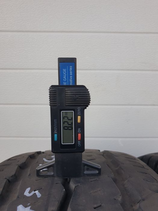 Летни гуми за Бус 2 броя CONTIENTAL VancoCamper 225 75 R16C дот 1716