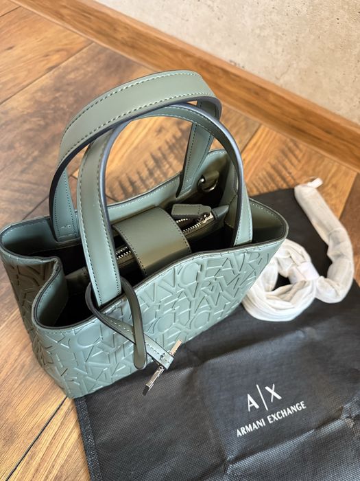 Чанта Armani Exchange