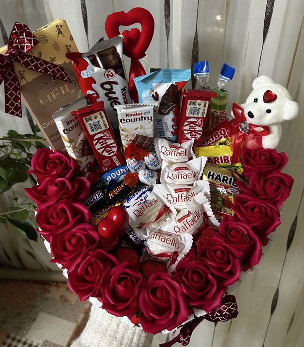 Aranjamente dulciuri si trandafiri de sapun