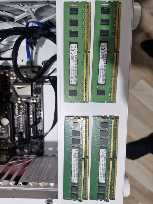 Memorii RAM - DDR4 și DDR3