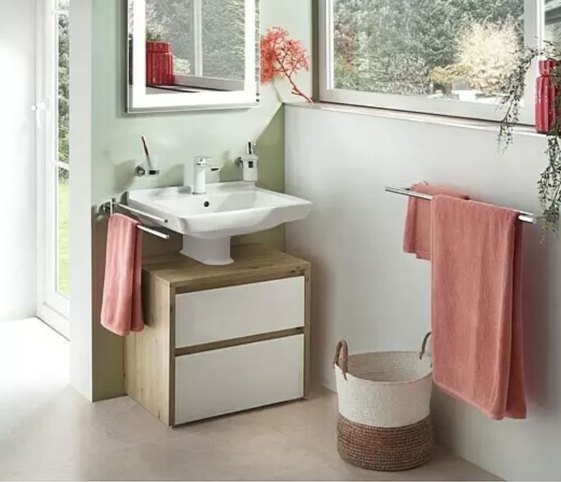 Стъклен тоалетен шкаф Riva