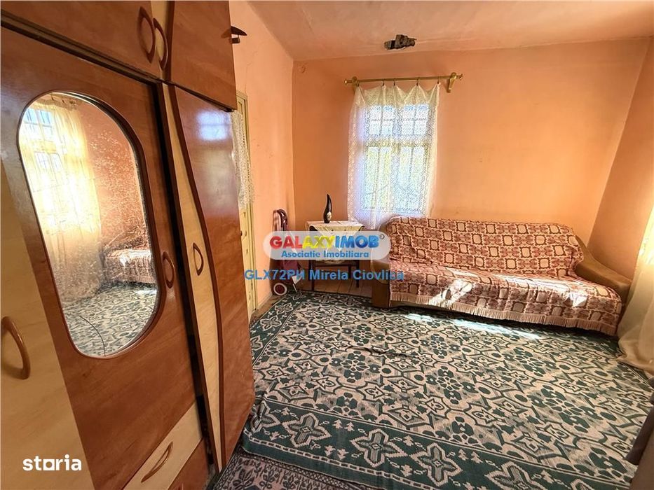 Vanzare casa batraneasca Baicoi Prahova