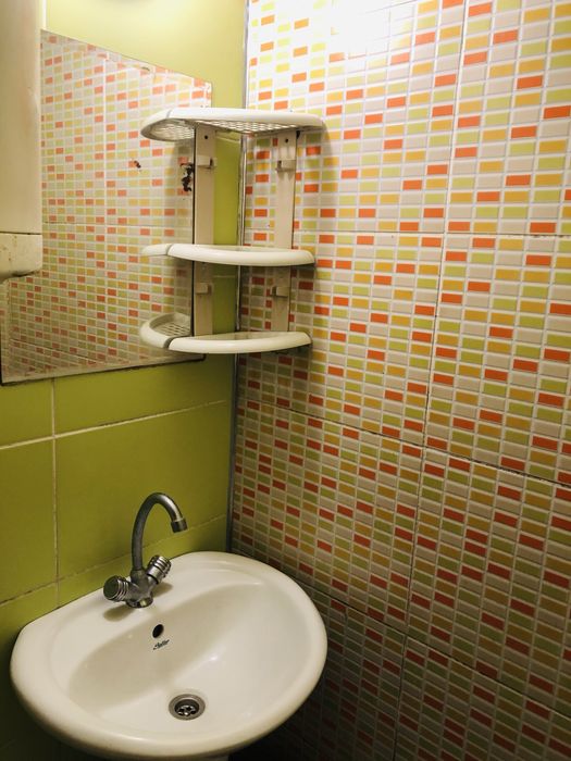 Дава се под наем Ателие в Варна, Спортна зала - 15 кв.м за 158.1 € - Снимка #4