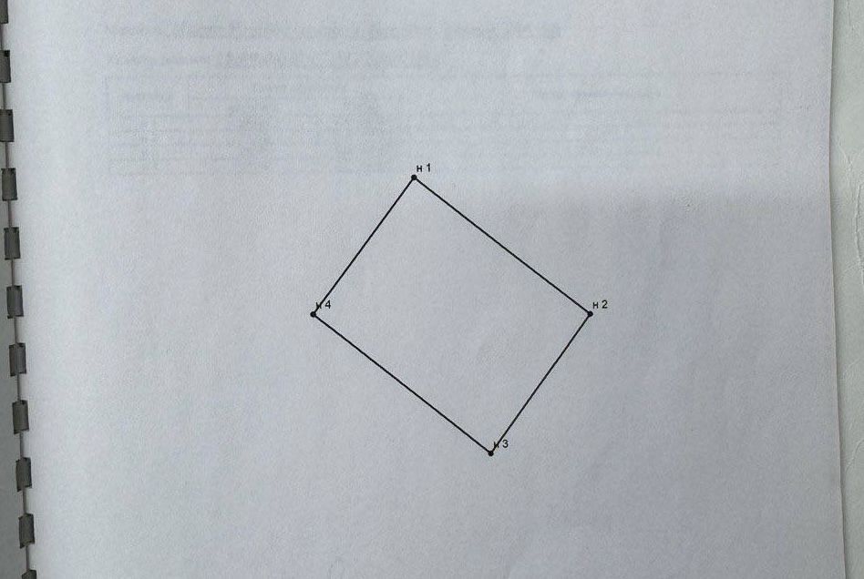 Продается 11 соток Центр луначаркого