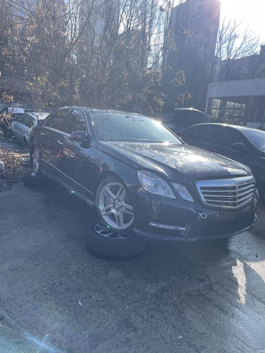 Mercedes E550 на части