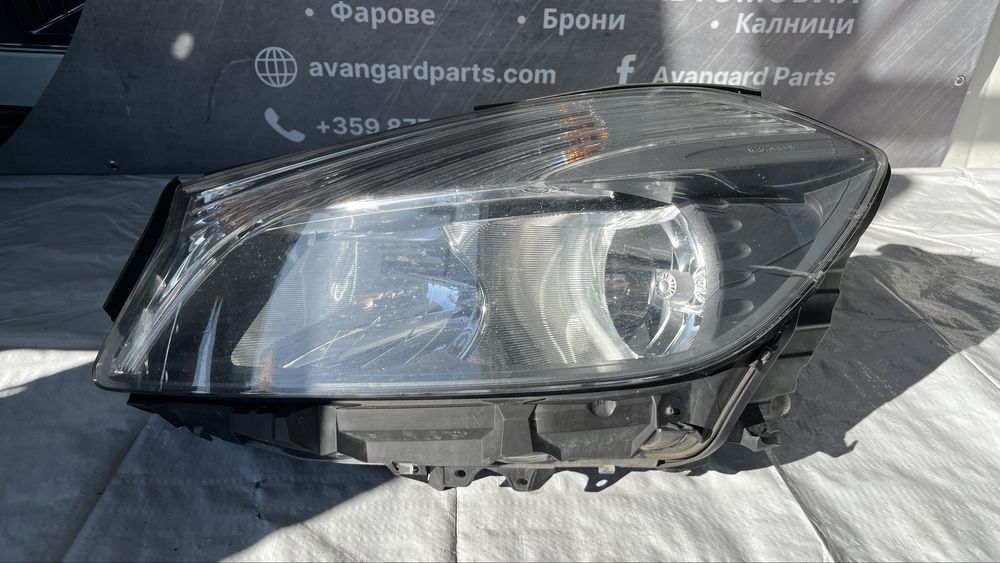 Ляв фар Mercedes A W176 (2012-2015)
