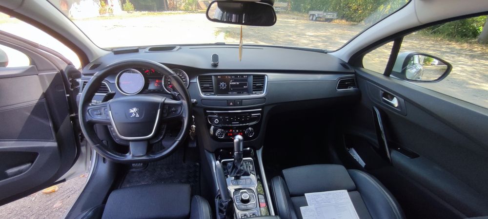 Vând peugeout 508 sw