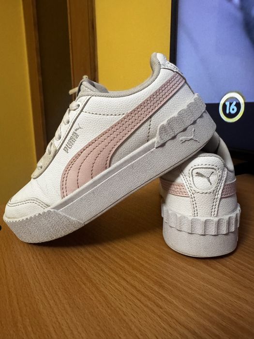 Adidasi Puma pentru copii.