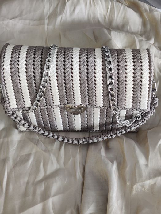 Geantă handmade NOUĂ în nuanțe mocha & ivory – model trendy