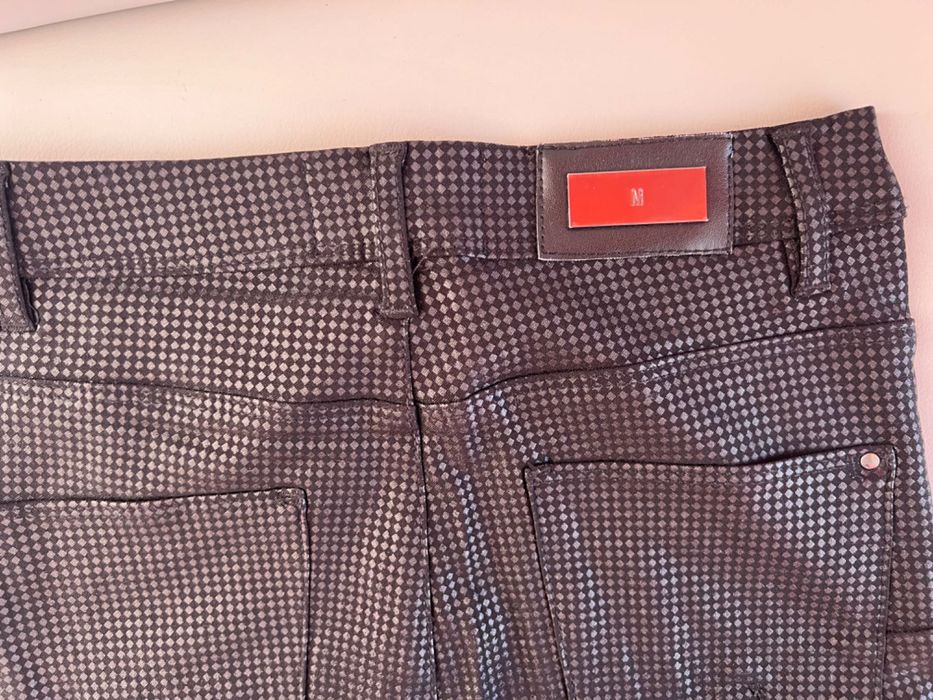 Дамски панталон от Мохито- размер ХС, 10лв